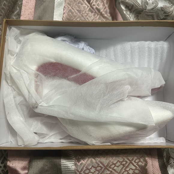 Christain Louboutin white heels. Only wore once for a photo shoot. Size 7.5 - Picture 4 of 7